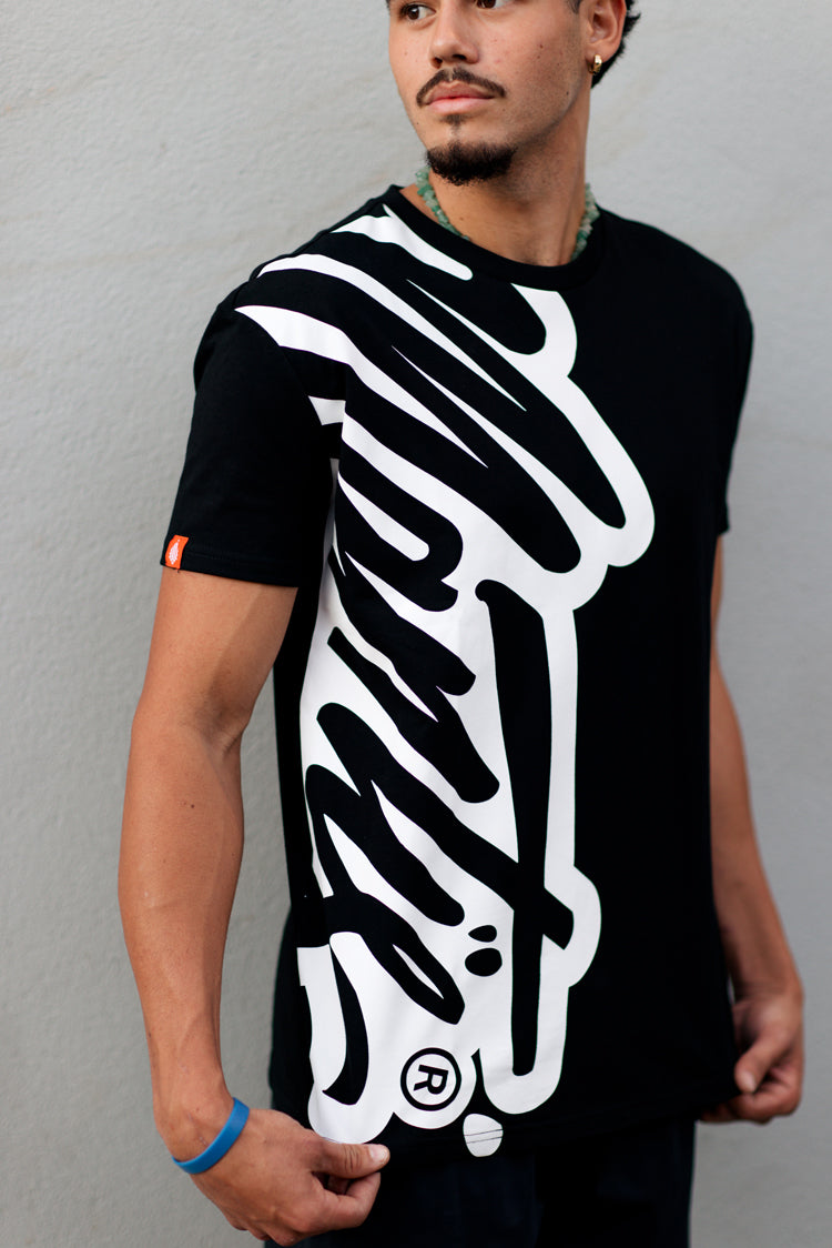 Mantis Signature Graffiti Tee – Black