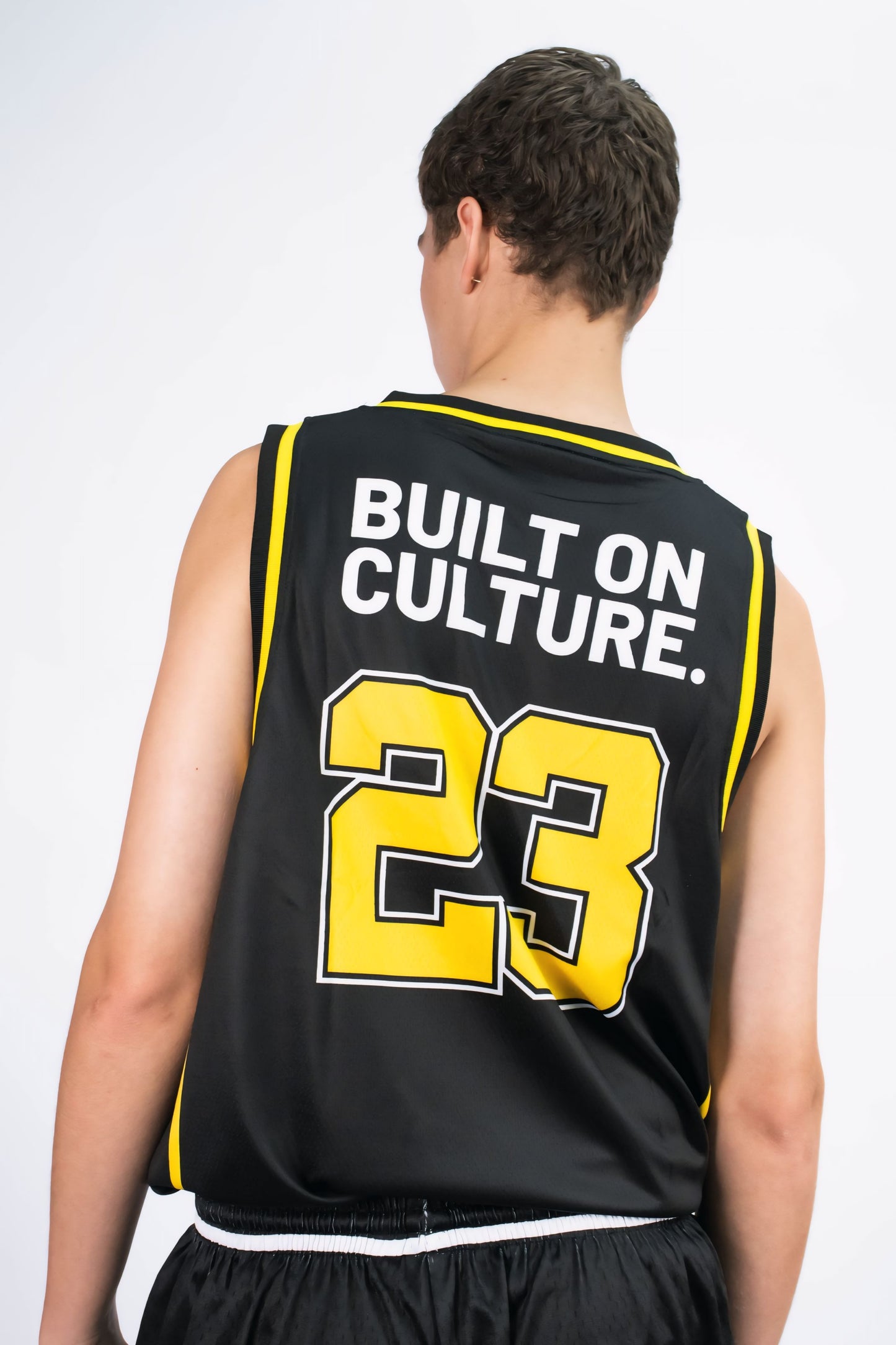 Mantis 2026 Basketball Singlet Black & Yellow