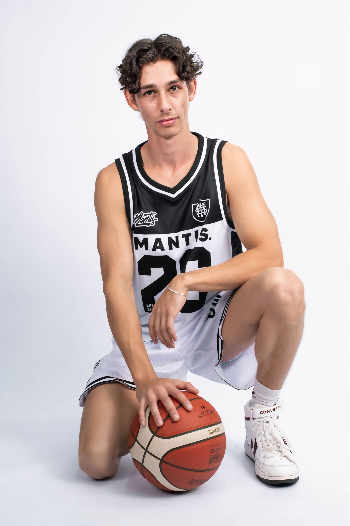 Mantis 2026 Basketball Singlet Black + White
