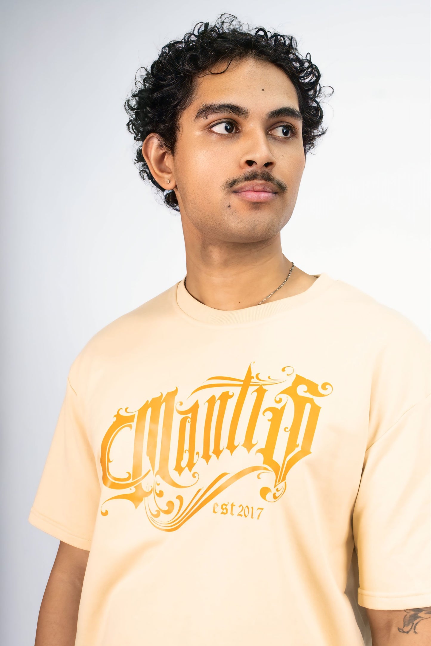 Mantis Gothic Tee Beige